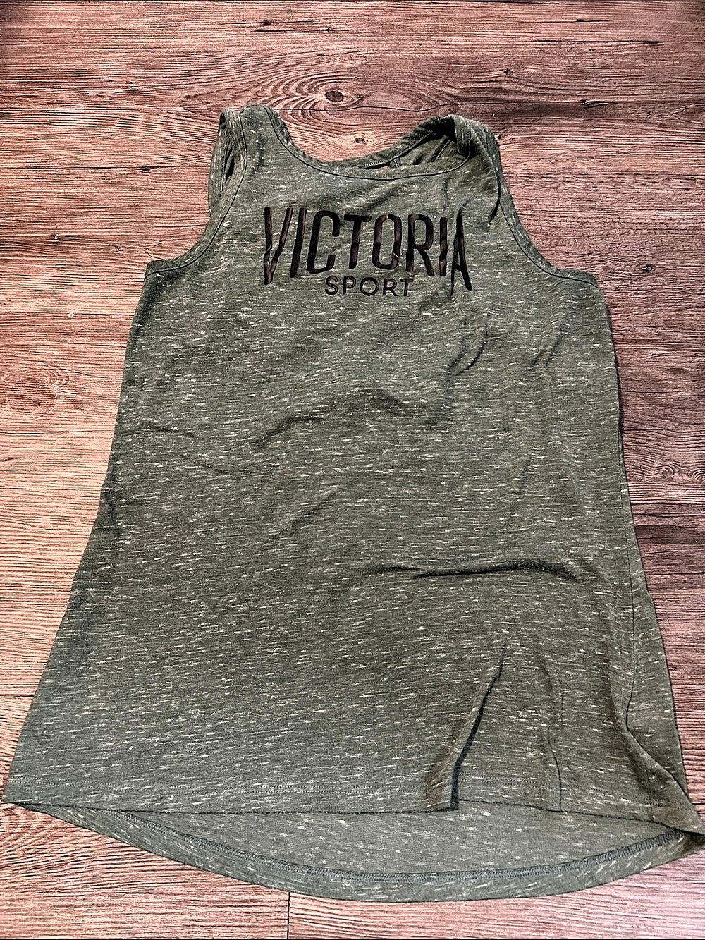Victoria's Secret Victoria Sport Strappy Back Space Dye Tank Top in Green